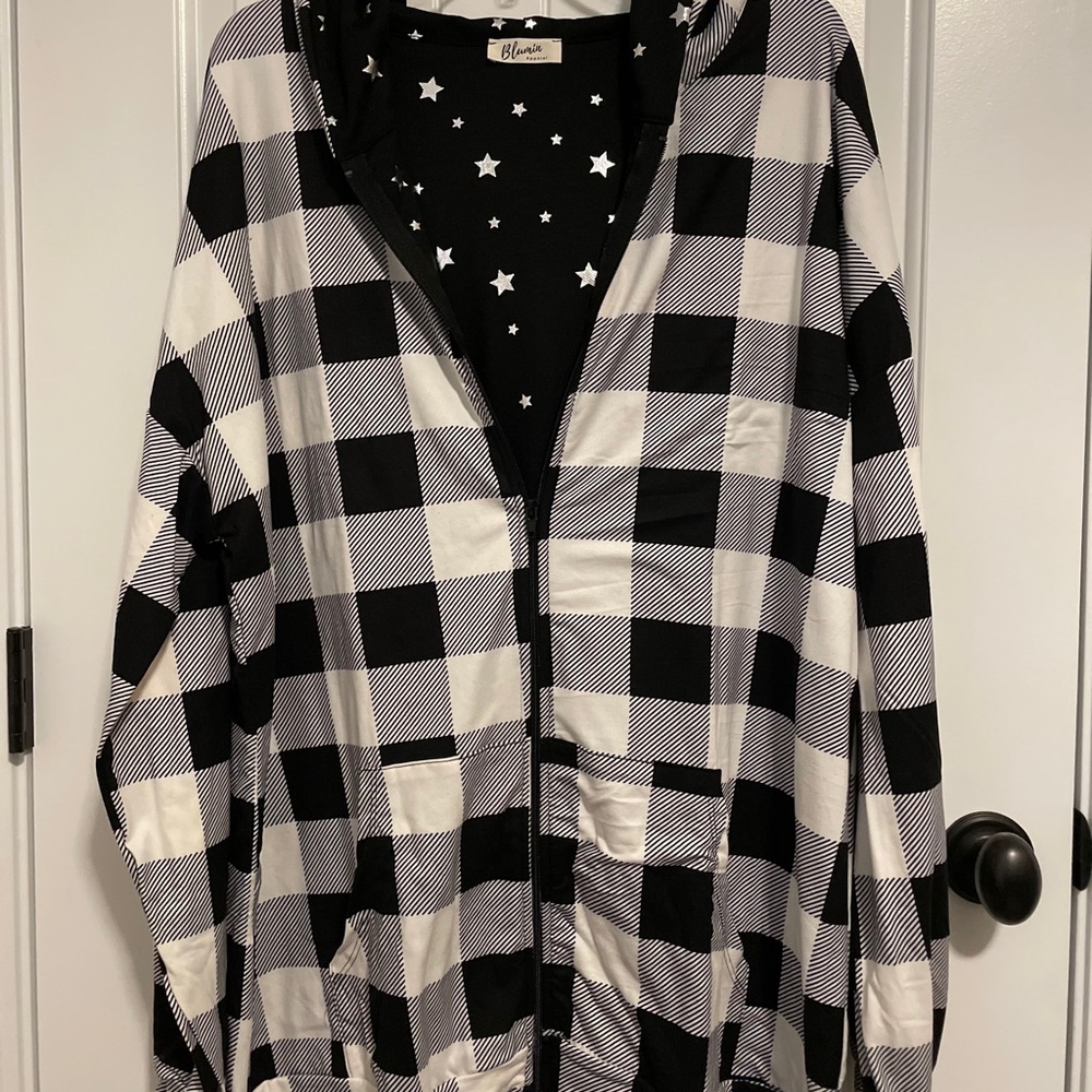 Blumin star and plaid hoodie